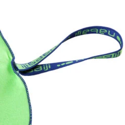 Serviette Microfibre Verte Fluo Ultra Compacte Taille XL 110 X 175 Cm -Nabaiji serviette microfibre bleu cina ultra compacte taille xl 110 x 175 cm 4
